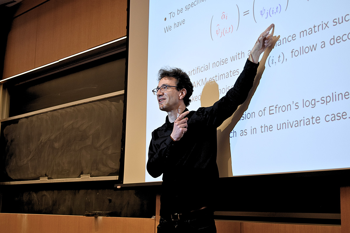 Professor Stéphane Bonhomme presenting current research at the Spring 2025 Becker Applied Workshop.